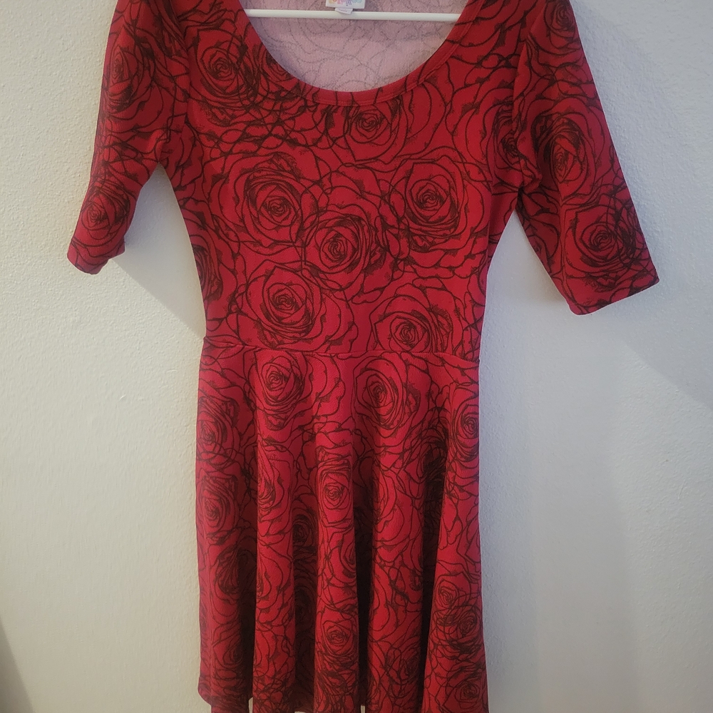 LuLaRoe Scarlet and Ebony Floral Mini Dress. Never Worn. Classic